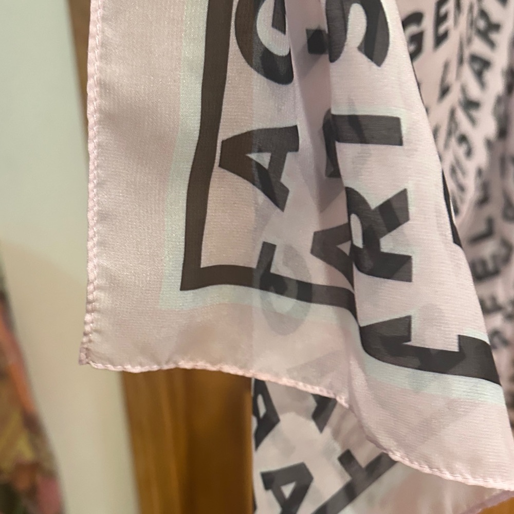 Stylish Black and Gray Lettered Bath French  scarf - Picture 4 of 4